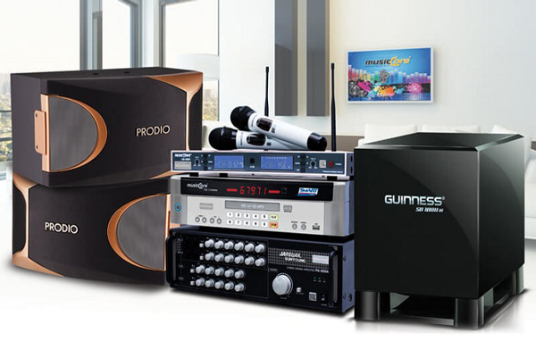 Điều cần lưu ý khi thiết kế hệ thống phòng karaoke gia đình